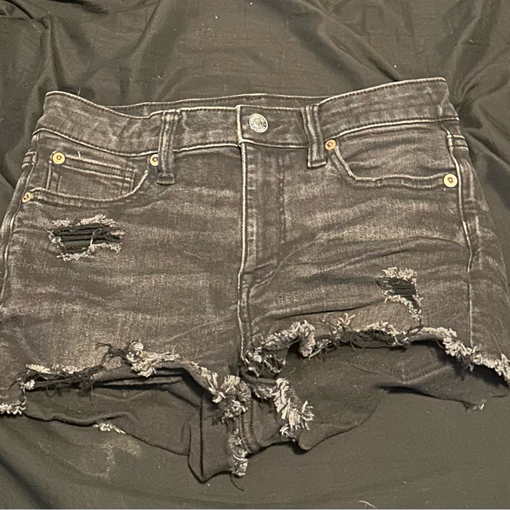 Women’s black shorts, stretchy comfortable material